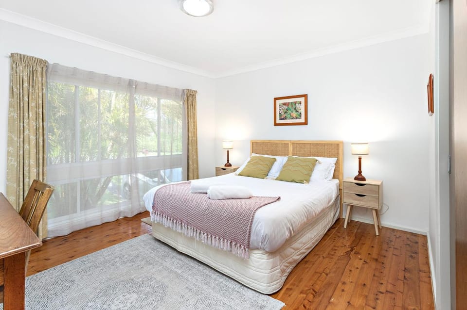 Surf Beach Views House in Kiama