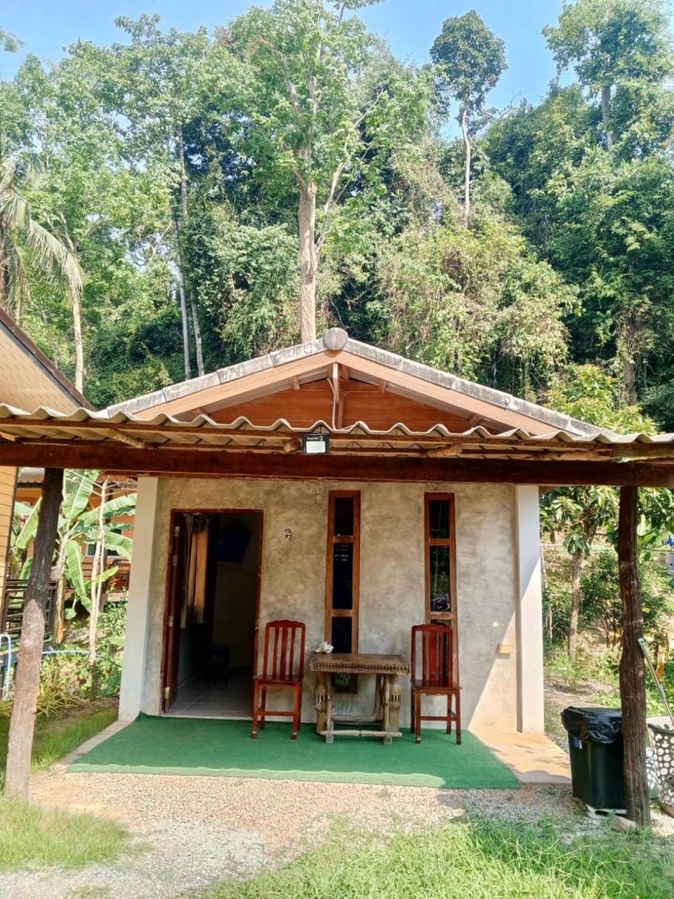 Lung peiyk homestay Vacation rental in Trat Changwat