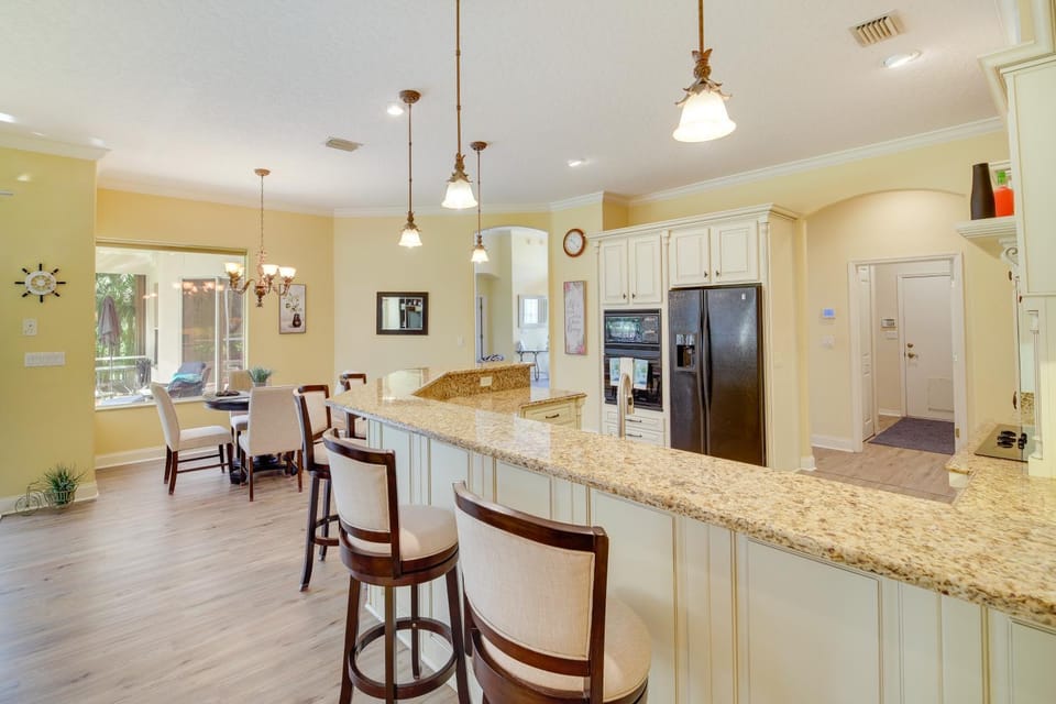 Ranch-Style Florida Retreat w/ Pool & Lanai House in Merritt Island