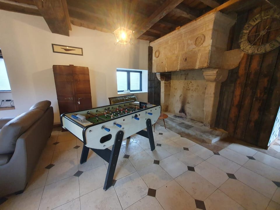 Communal lounge/ TV room, TV and multimedia, Living room, Seating area