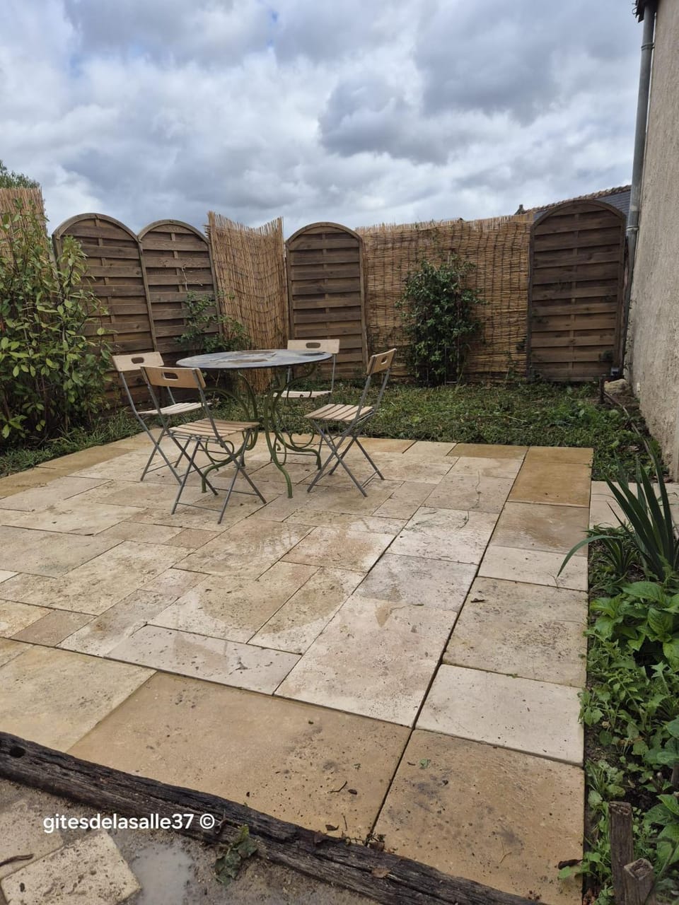 Patio, Garden view