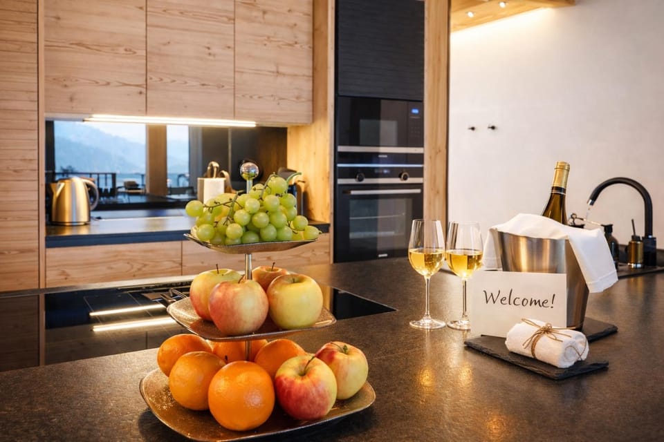 Alpen Luxury Lodges, MARIAZELL - Your Private Wellness & Mountain Retreat Apartment in Styria