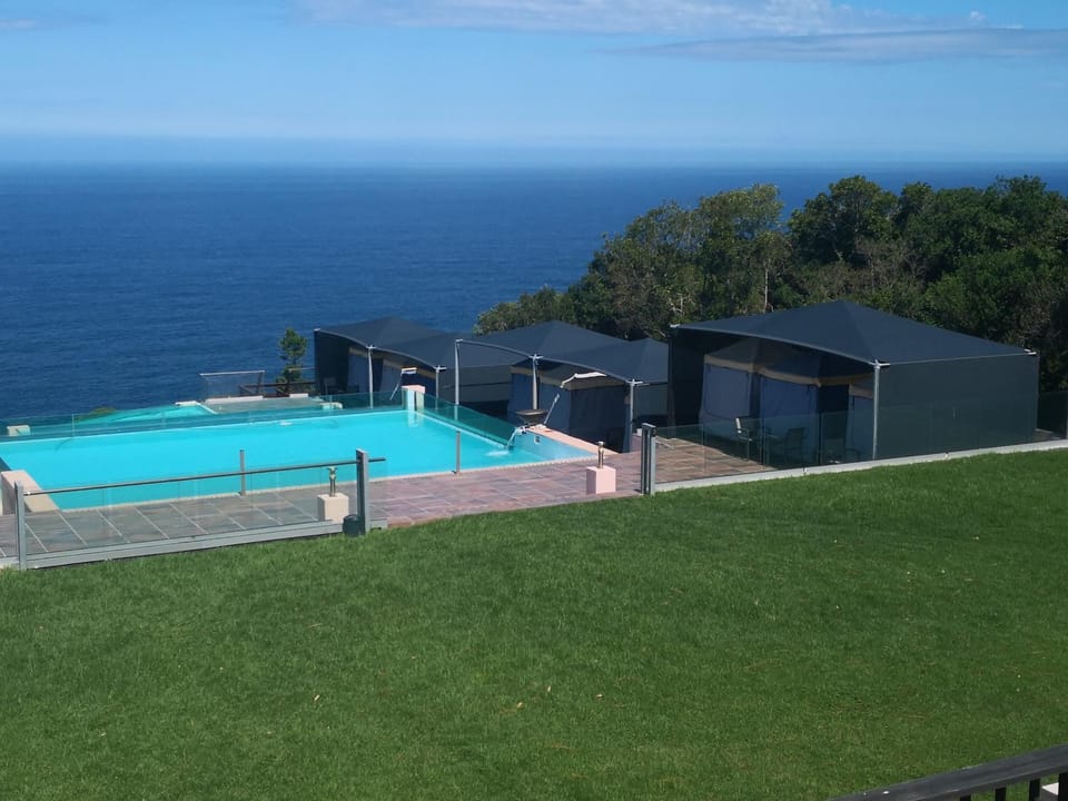 Day, Natural landscape, Pool view, Sea view, Swimming pool, sunbed