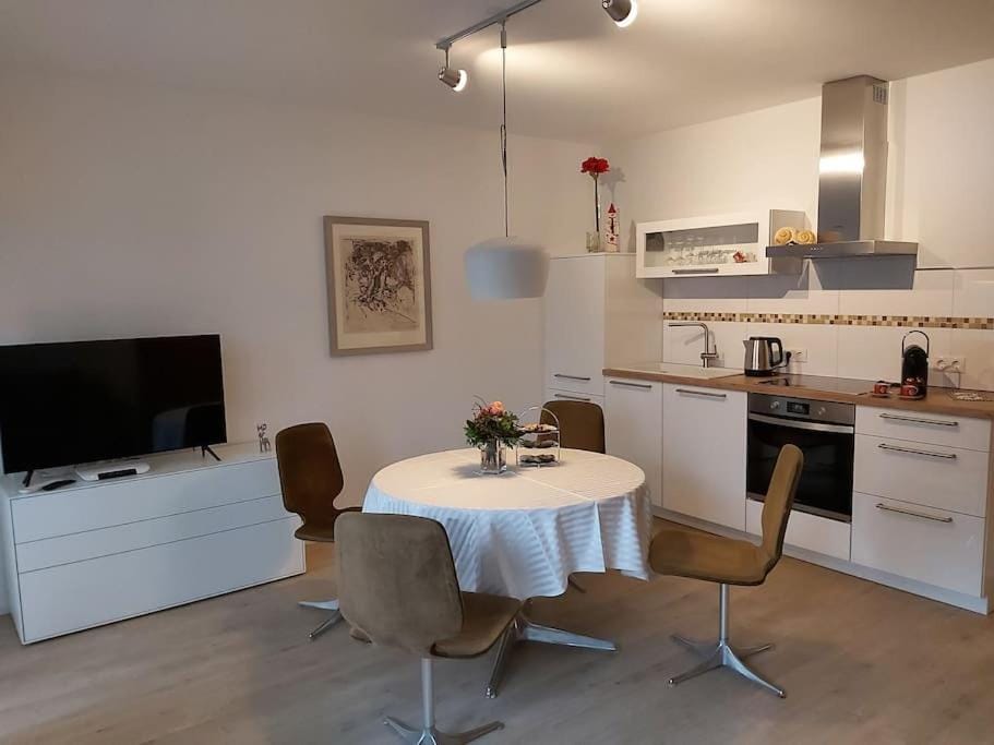 Wohnung Elisabeth - Parkblick - Am Buhl'schen Park 40 - zentrumsnah Apartment in Rhineland-Palatinate