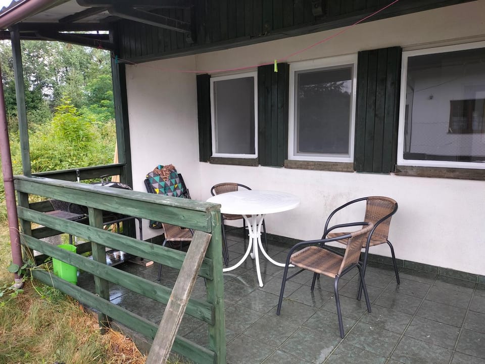 View (from property/room), Balcony/Terrace, Garden view