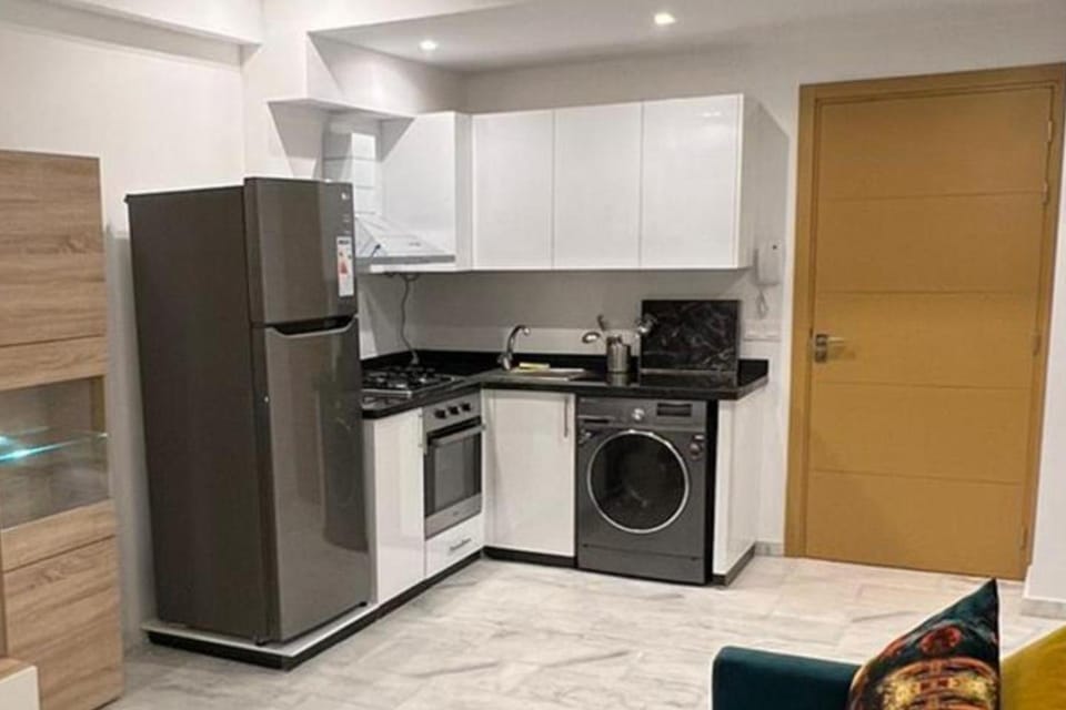1Bed Apartment - Sleeps 4 - Balcony Parking Wifi Apartment in Marrakesh