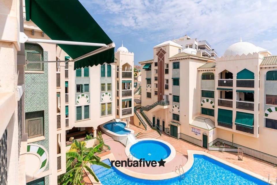 Pool view, Swimming pool