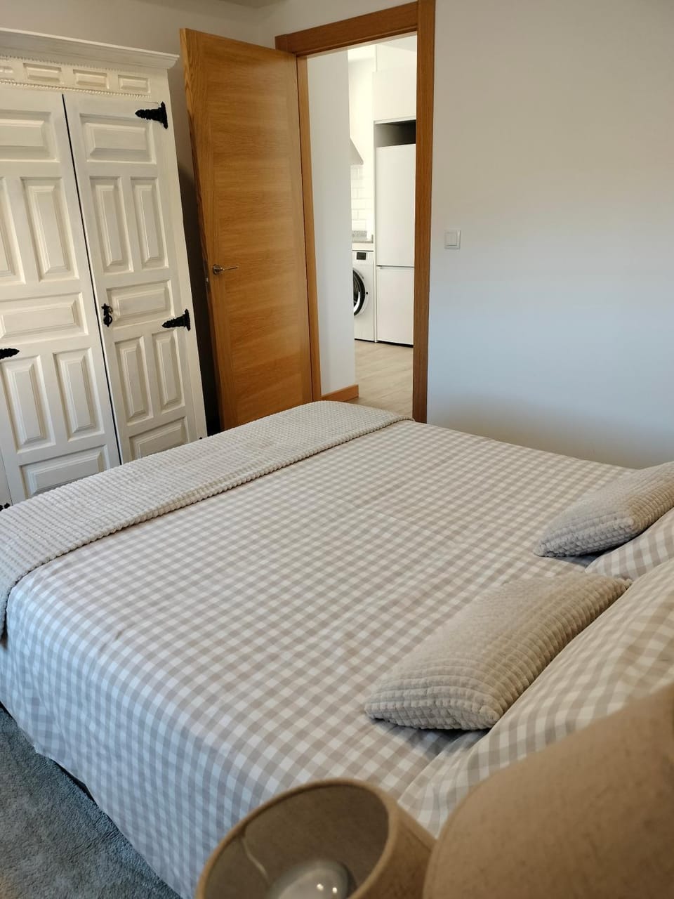 Bed, Photo of the whole room, Bedroom, wardrobe