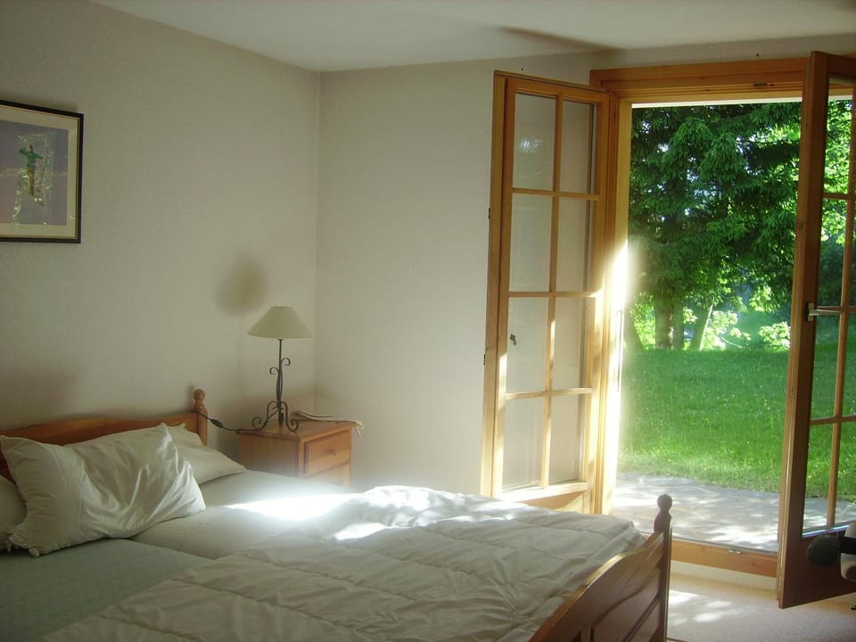 apartment with big garden and stunning view Chesieres Apartment in Ollon
