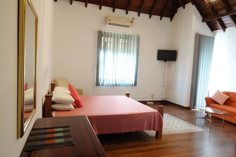 Palm Grove Bed and Breakfast in Colombo