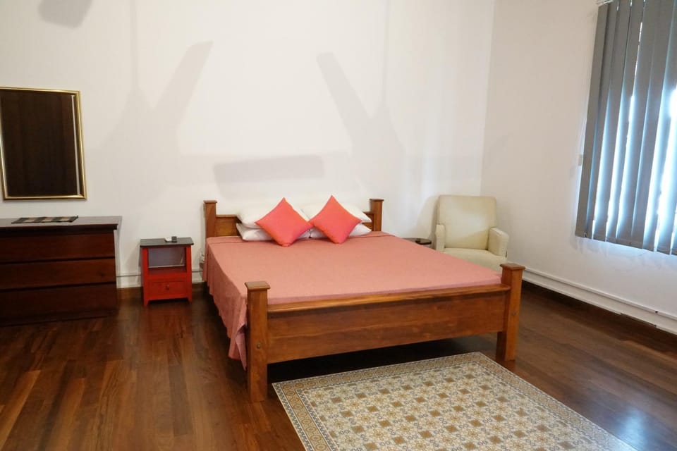 Palm Grove Bed and Breakfast in Colombo