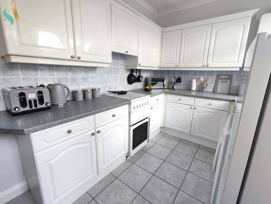 Kitchen or kitchenette, minibar, pet friendly, stove, toaster