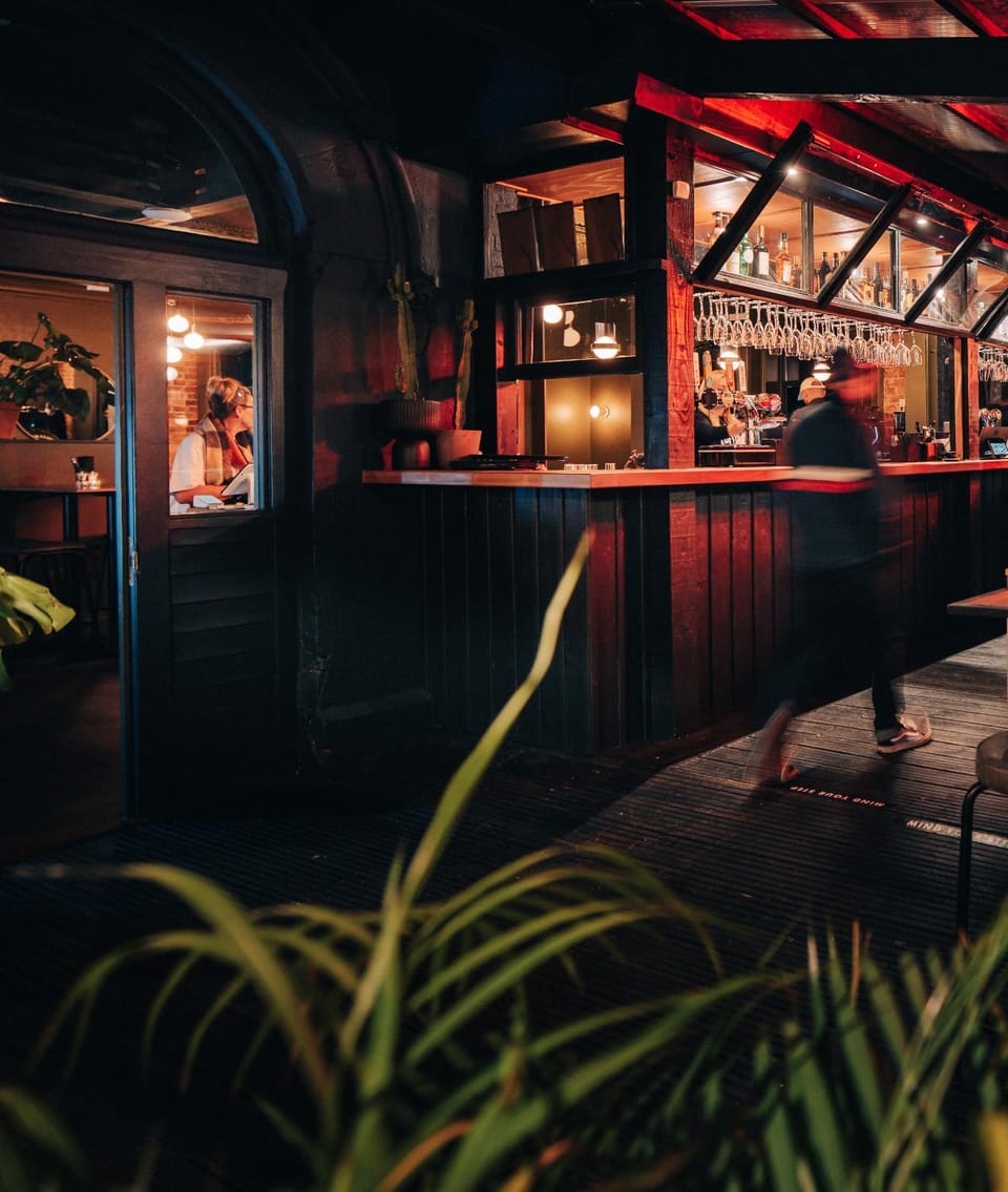 Restaurant/places to eat