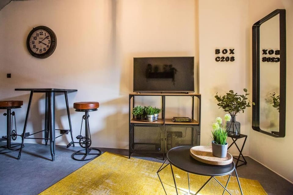TV and multimedia, Living room