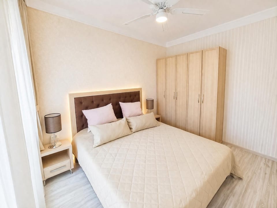 Bed, Bedroom, wardrobe