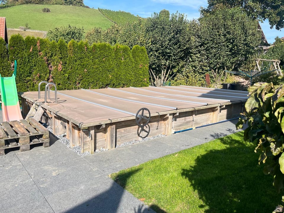 Natural landscape, Swimming pool