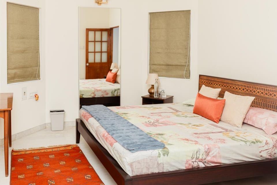 Bed, Photo of the whole room