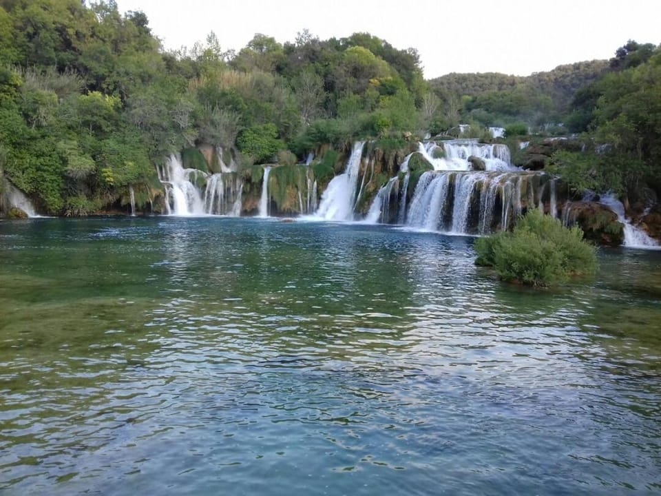 Neighbourhood, Natural landscape, Hiking