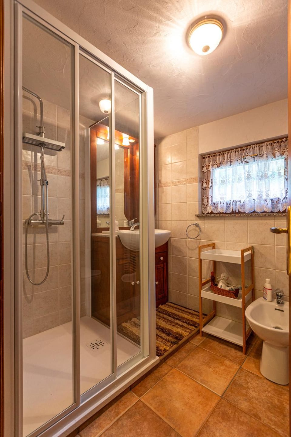 Shower, Bathroom, bidet
