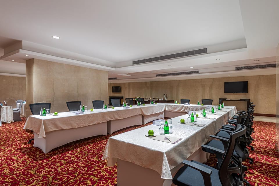 Meeting/conference room