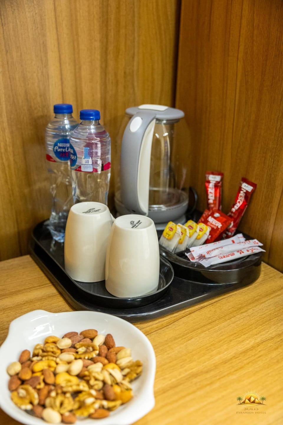 Coffee/tea facilities, Kitchen or kitchenette
