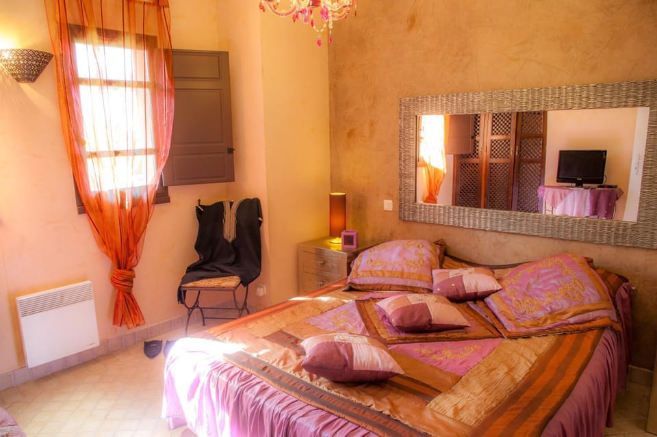 Suite Bradia, Riad 2 Couple only au village naturiste Riad in Agde