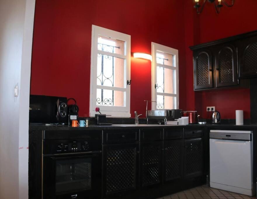 Chambre 3, Riad 3 Couple only au village naturiste Riad in Agde