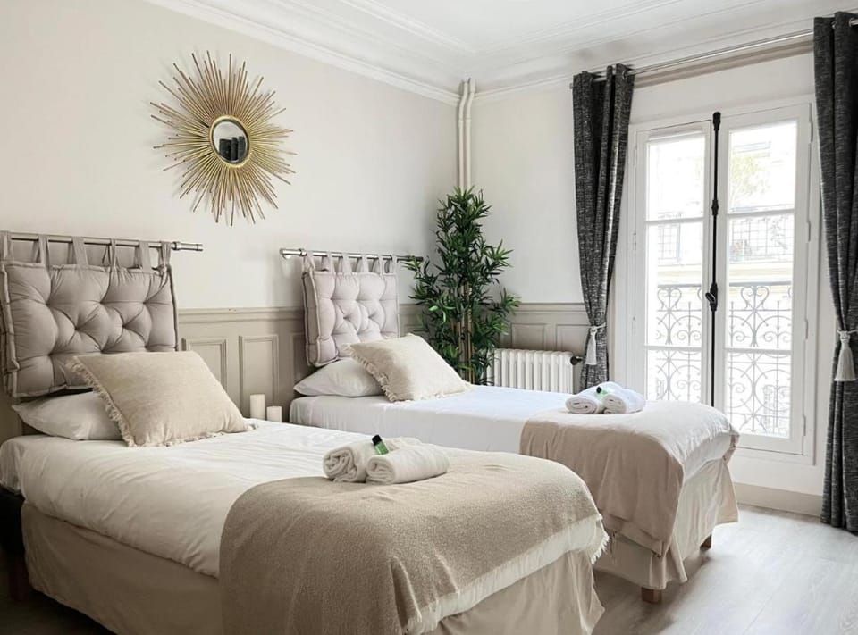 PERGO Apartment in Paris