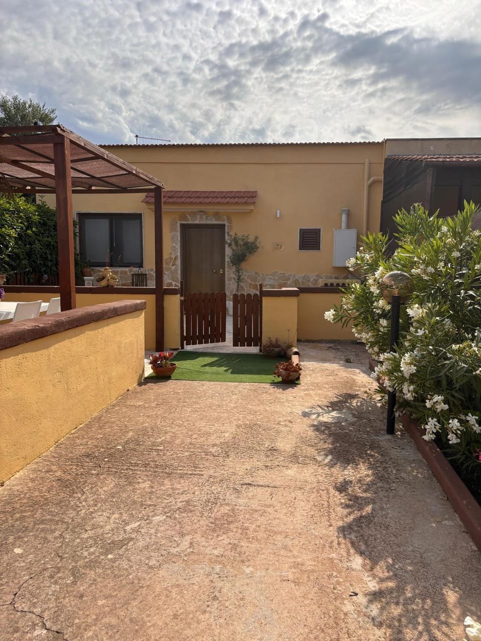 Property building, Garden