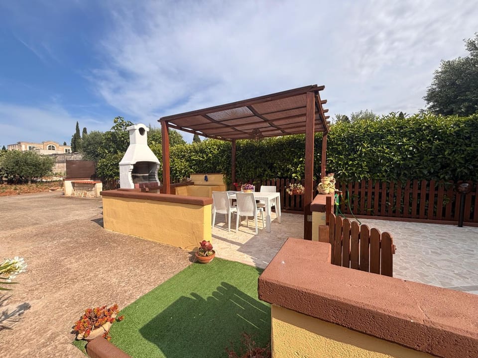 Property building, Patio