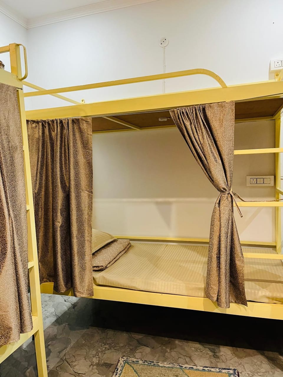 bunk bed