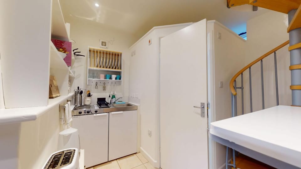 Kitchen or kitchenette, stove