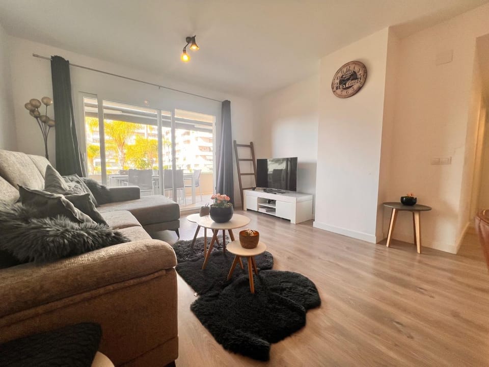 TV and multimedia, Seating area