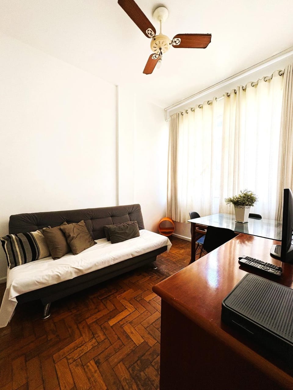 Apartamento Confortável em Rua Nobre de Copacabana Apartment in Rio de Janeiro