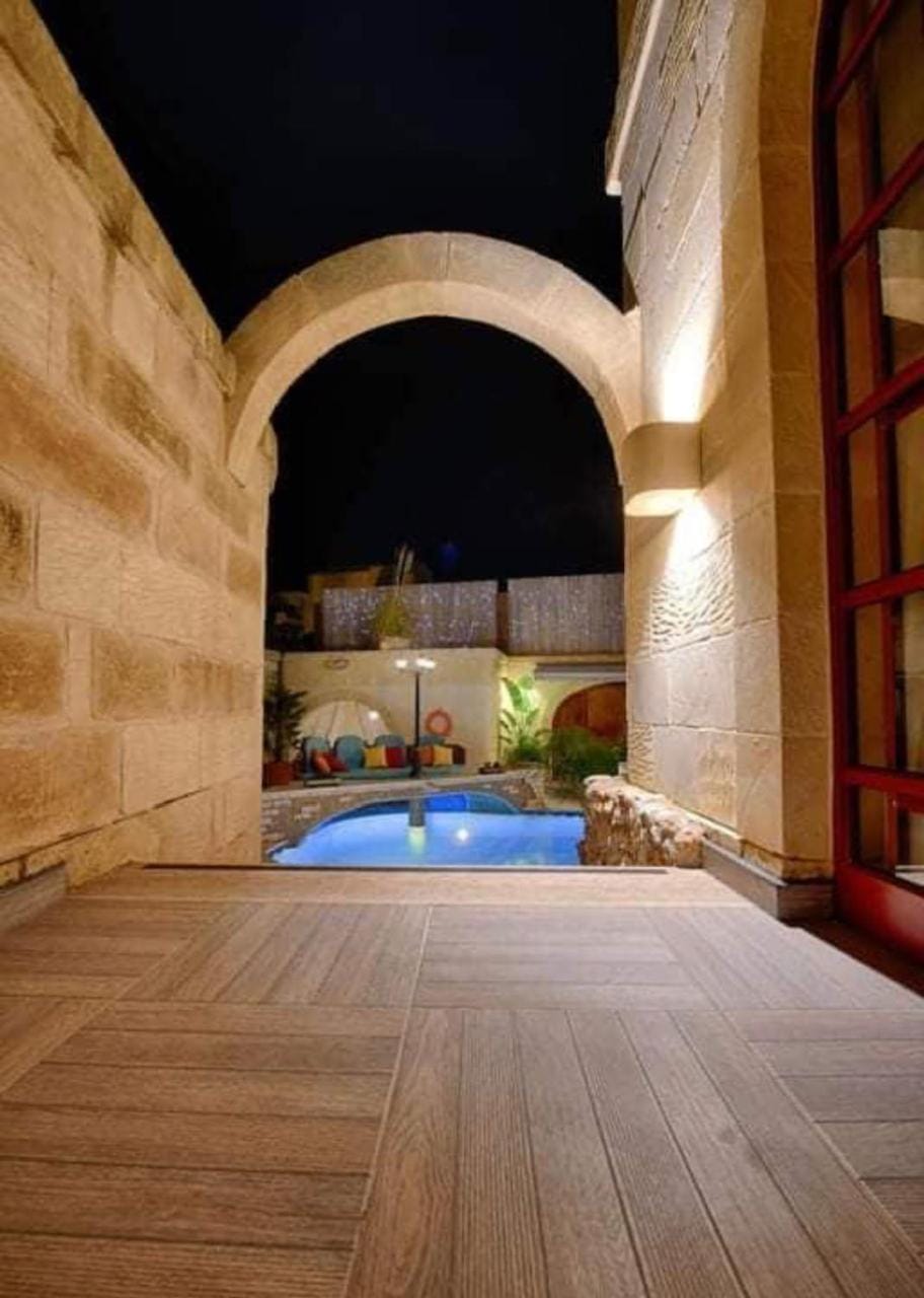 Renovated Farmhouse with Heated Pool & Gym, right in Village Centre Villa in Malta