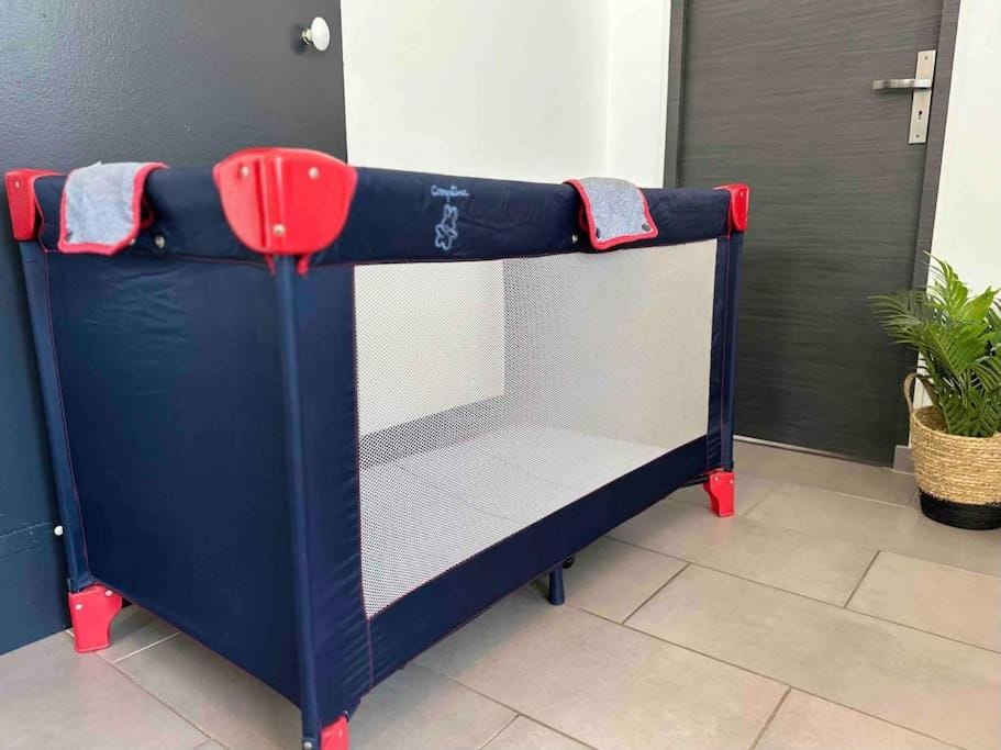 cot