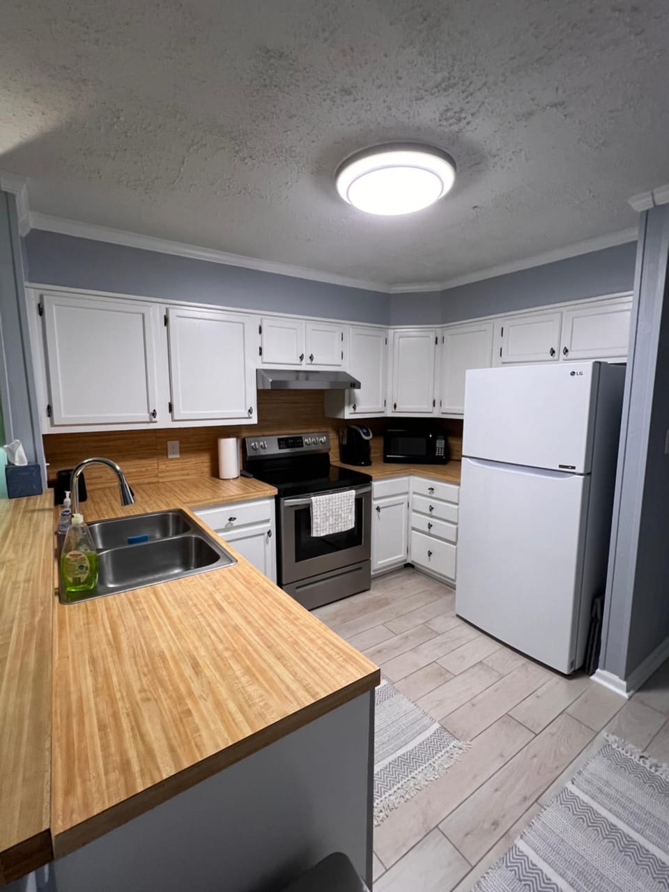 Kitchen or kitchenette, dishwasher, minibar, pet friendly, stove, toaster