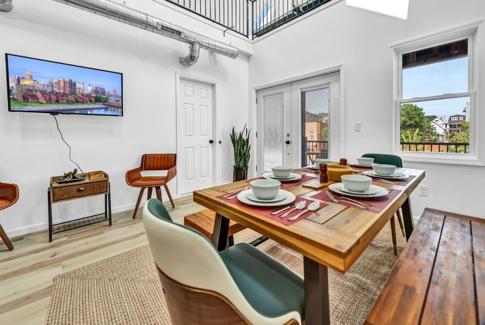 Skyline Loft Apartment in Buffalo