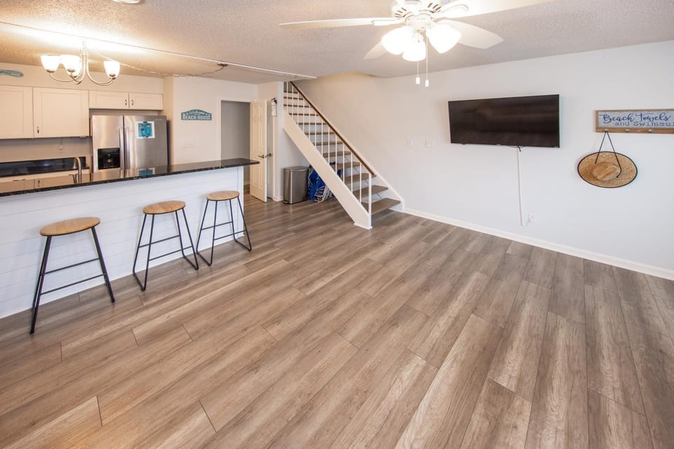 Salty Vibe - Resort Area - Vibe District VB House in Virginia Beach