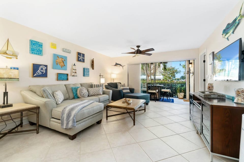 Seaview #107 House in Marco Island