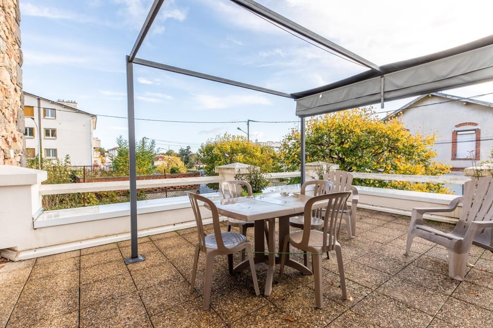 Patio, Day, View (from property/room), Balcony/Terrace, Dining area