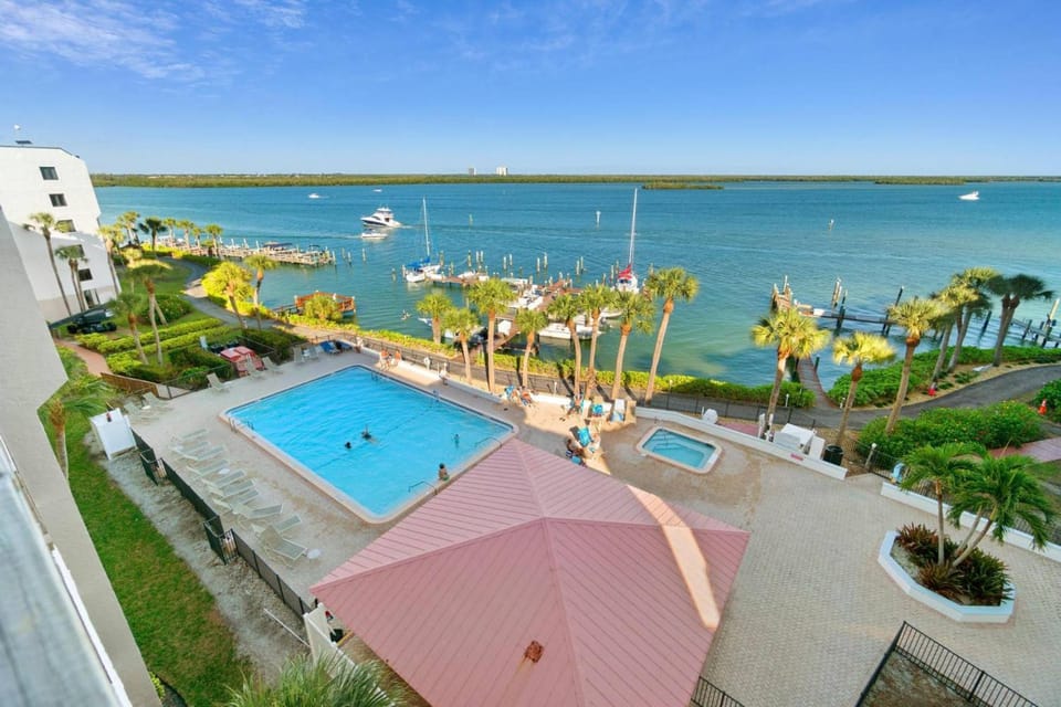 Riverside Club C602 House in Marco Island