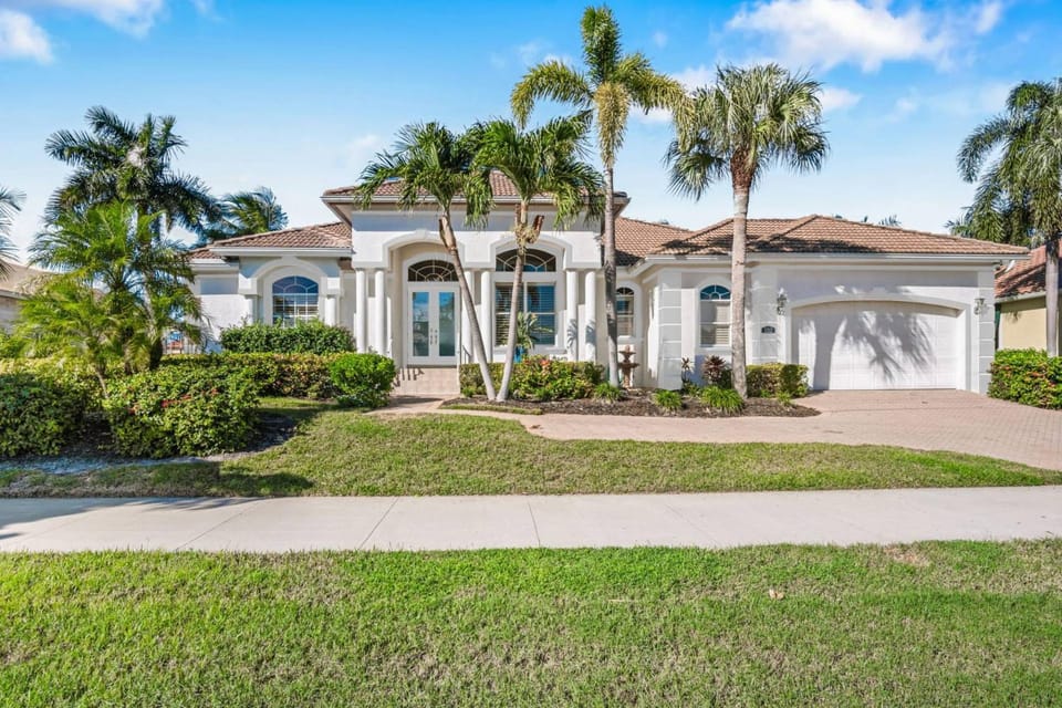 Island Oasis House in Marco Island