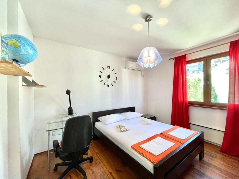 Family three bedroom Apartment Mimoza 2 Apartment in Budva