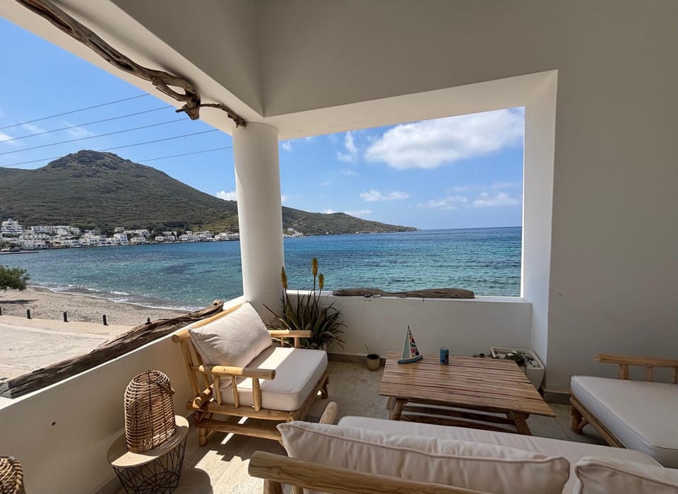 Thomas Villas on the beach Katapola Apartment in Decentralized Administration of the Aegean