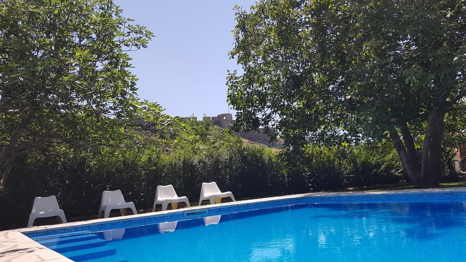 Nearby landmark, Neighbourhood, Natural landscape, Swimming pool, Swimming pool