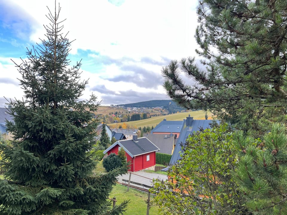 Mountain view, Inner courtyard view
