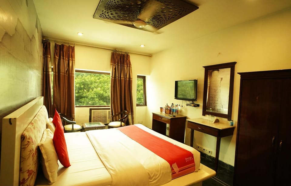 RoyalVilla Hotel in Chandigarh
