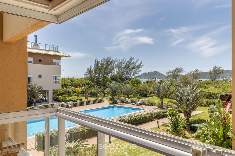 Balcony/Terrace, Pool view