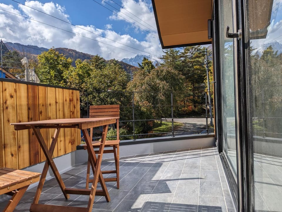 Mountain View Villa Chalet in Hakuba